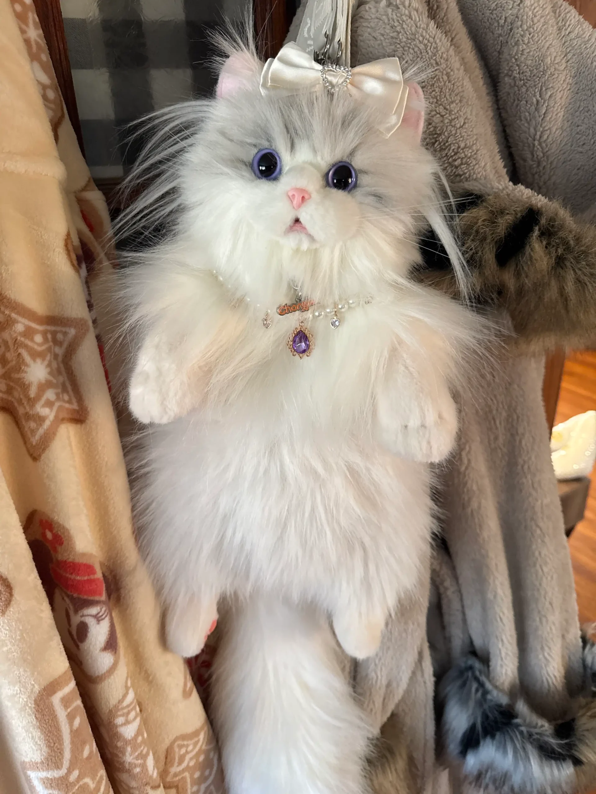 Cute Fluffy Cat Plush Sling Bag with Adjustable Strap - Image 2